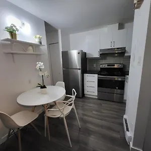  Apartment 2 Bedrooms In A Heart Of Downtown